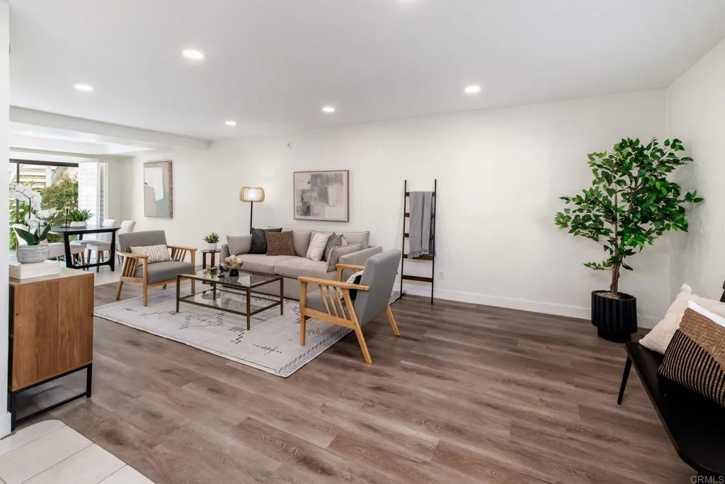 Additional image 43 of 4084 Crystal Dawn Lane Unit 105, San Diego, CA 92122
