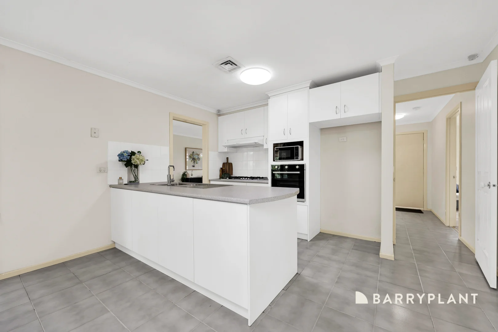 Additional image 5 of 95 Woolnough Drive, Mill Park VIC 3082