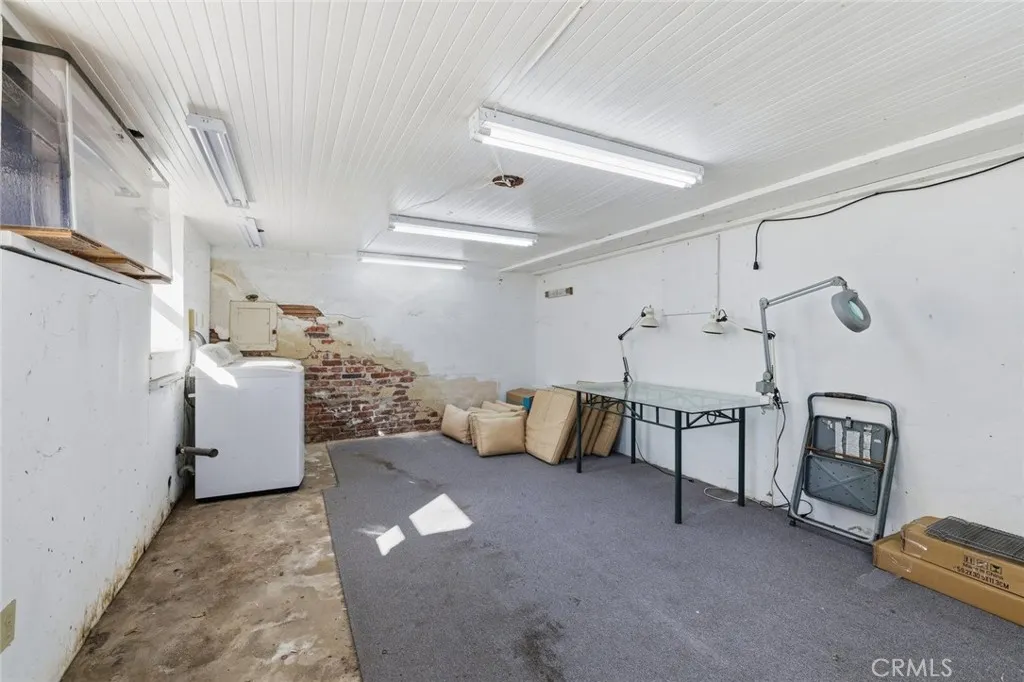 610 Carnelian St, Redondo Beach, CA 90277
