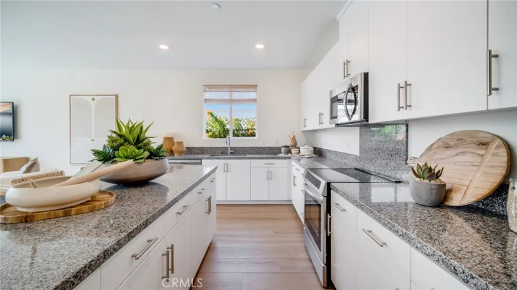 Additional image 3 of 2365 Lionheart Drive, Perris, CA 92570