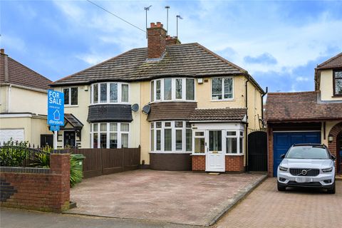 Warstones Road, Penn, Wolverhampton, West Midlands WV4