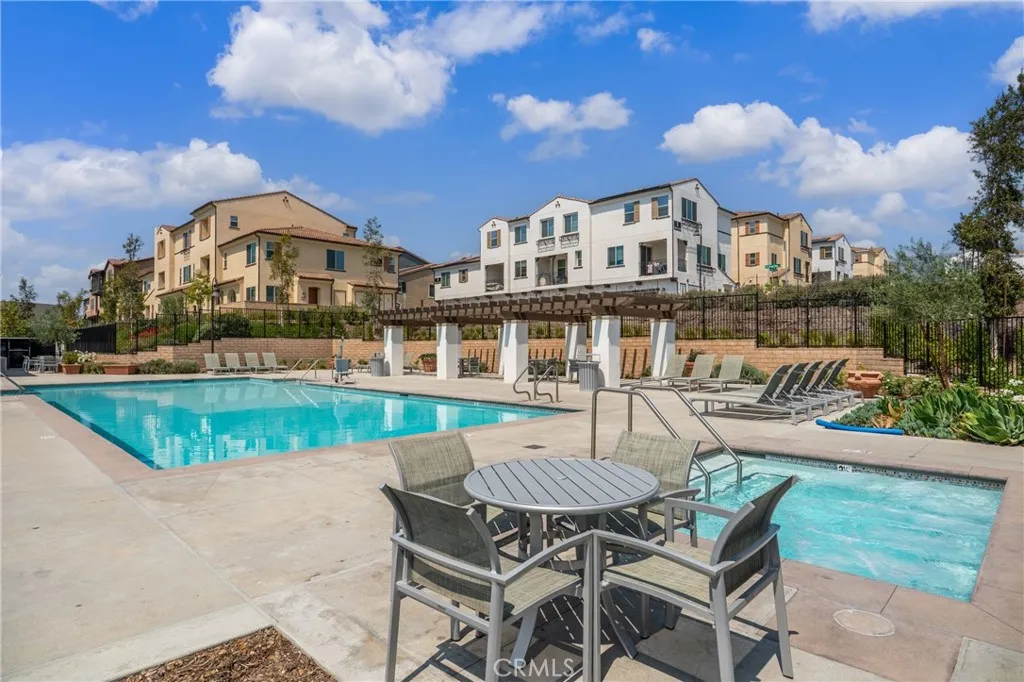 Additional image 90 of 2009 Dewdrop, Upland, CA 91786