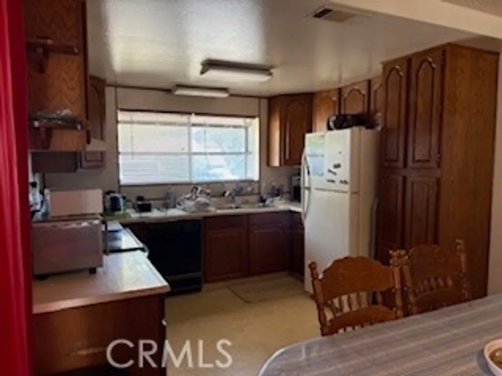 Additional image 6 of 3912 Del Rey Dr, San Bernardino, CA 92404