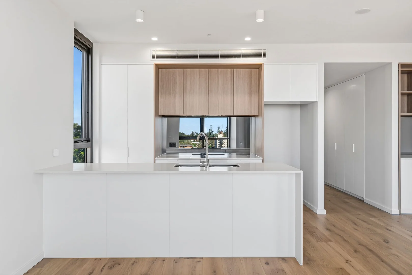 Additional image 5 of 404/28-30 Waugh Street, Port Macquarie NSW 2444