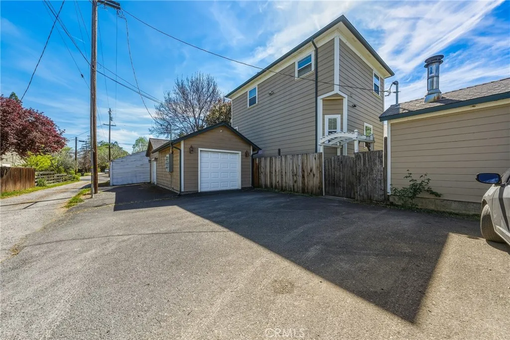 Additional image 125 of 150 Clearlake Ave, Lakeport, CA 95453