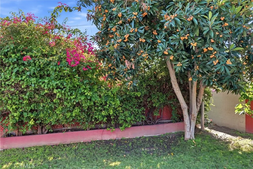 Additional image 81 of 435 Eton Drive, Burbank, CA 91504