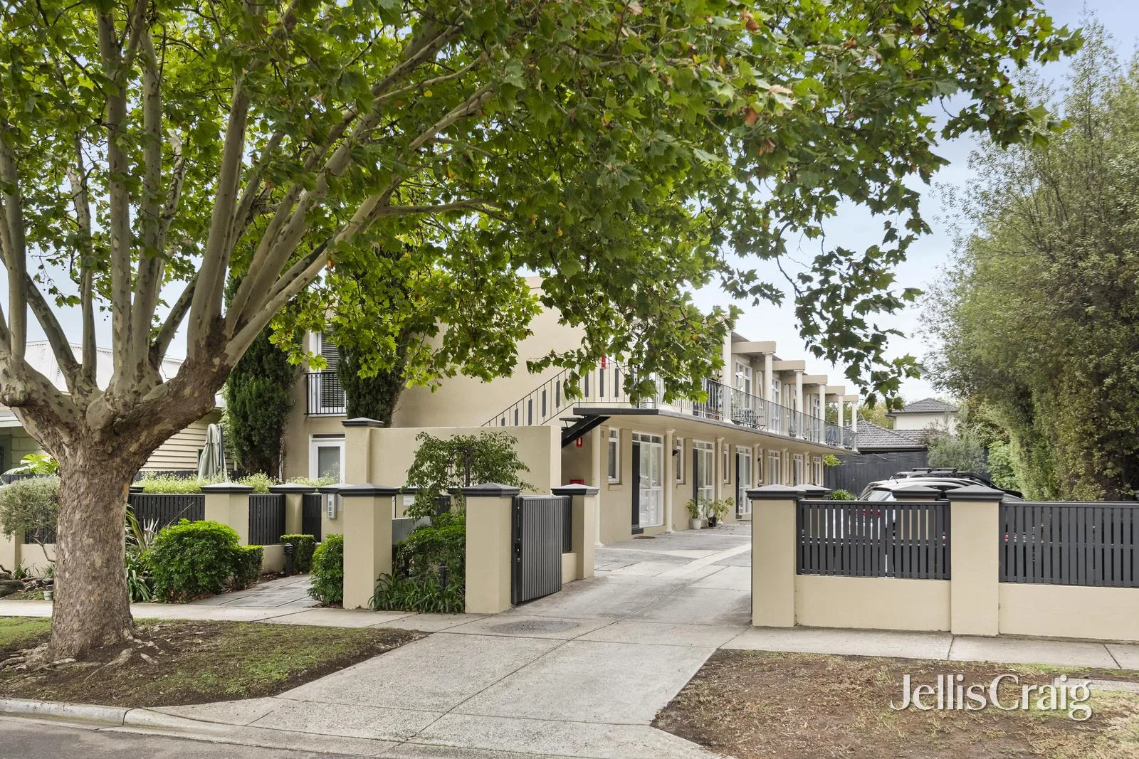 12/5 Christmas Street, Northcote VIC 3070