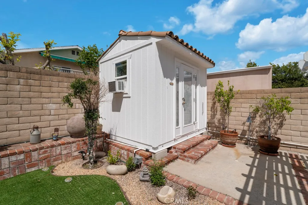Additional image 86 of 6305 Crebs Ave, Tarzana, CA 91335
