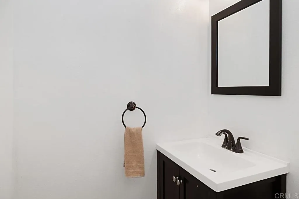Additional image 28 of 5676 Chateau Dr, San Diego, CA 92117
