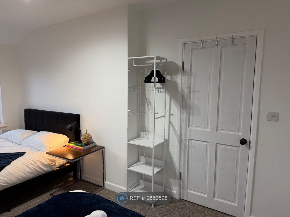 Additional image 12 of 4 bed semi-detached house to rentBowness Avenue, Nottingham NG6