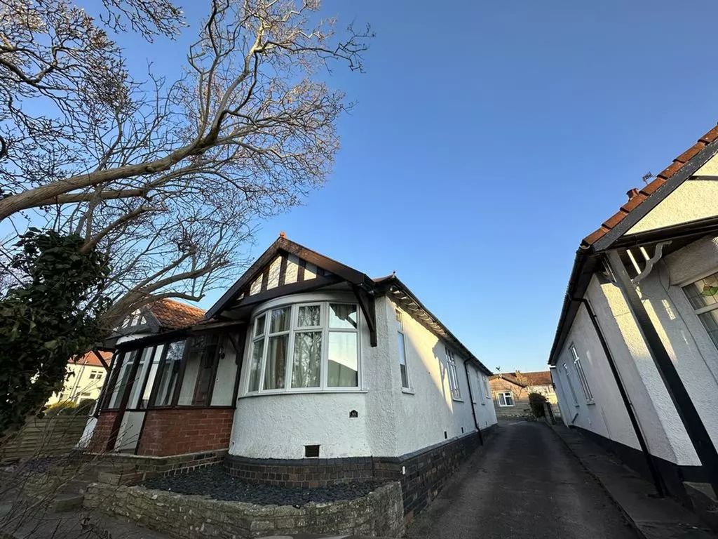 6 bed semi-detached house to rentGloucester Road North, Bristol BS7
