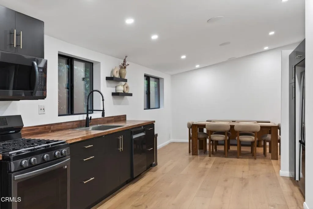 Additional image 21 of 22261 Ybarra Road, Woodland Hills, CA 91364