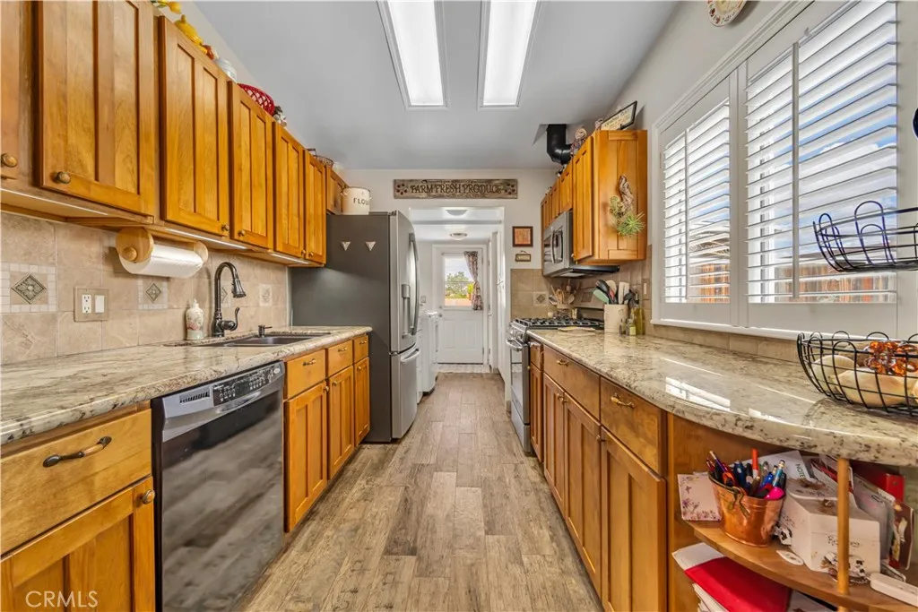 Additional image 13 of 43516 18th St W, Lancaster, CA 93534