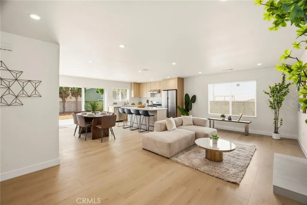 Additional image 8 of 5010 W Maurie Avenue, Santa Ana, CA 92703