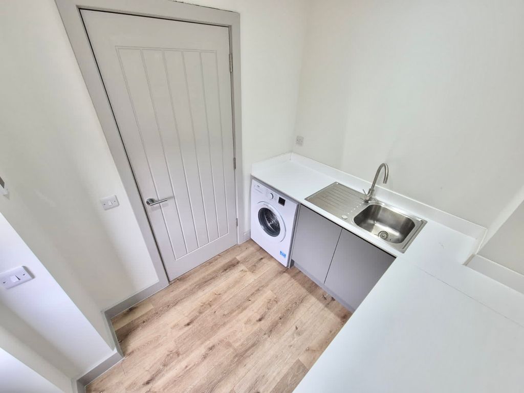 Additional image 9 of 6 bed detached house to rentPennyside Square, Loggerheads TF9
