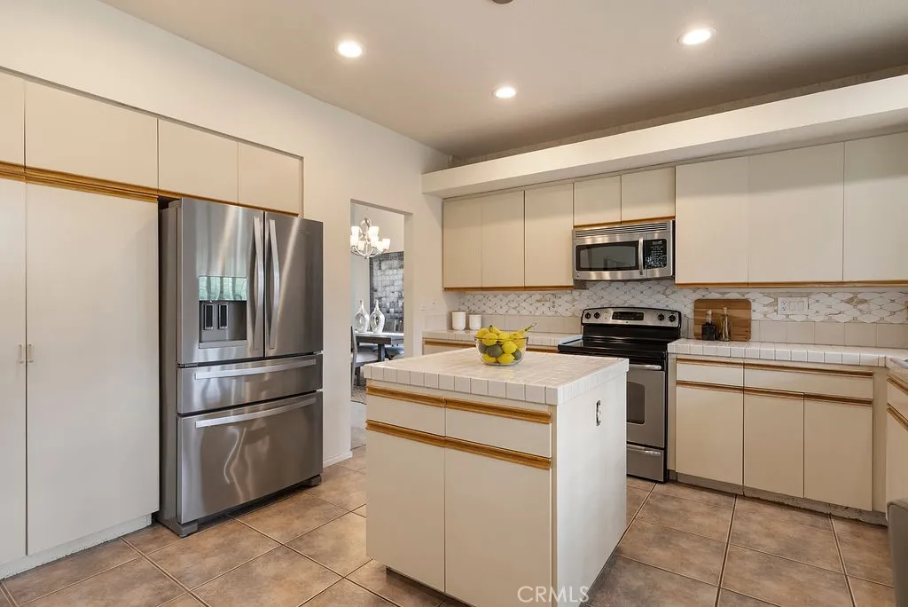 Additional image 20 of 368 Oakmont Dr, Palm Desert, CA 92211