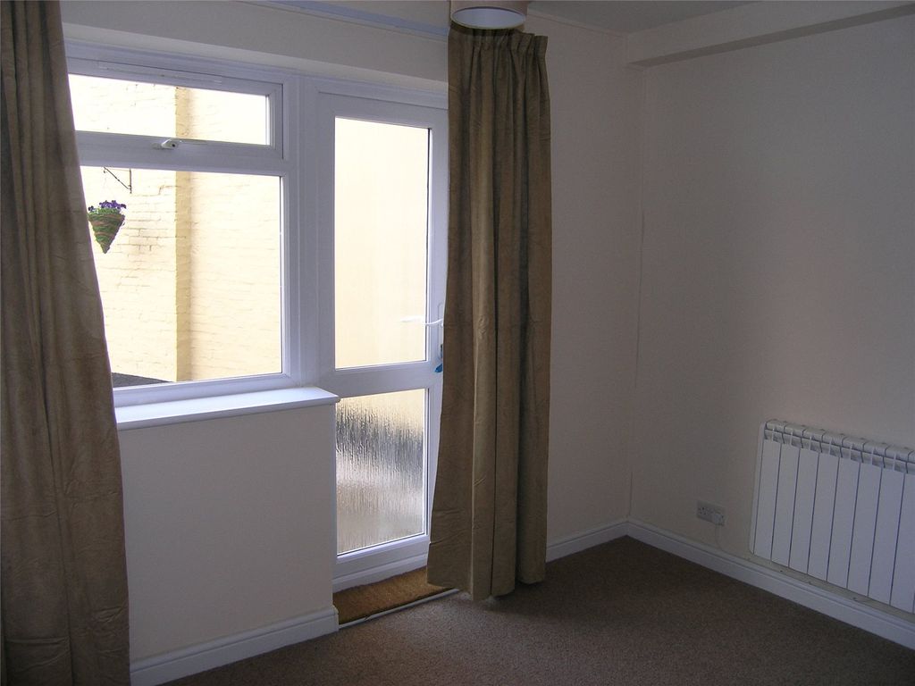 Additional image 7 of 2 bed flat to rentFriarn Street, Bridgwater, Somerset TA6