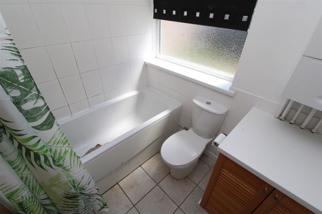 Additional image 6 of 5 bed semi-detached house to rentBertha Street Treforest, Pontypridd CF37