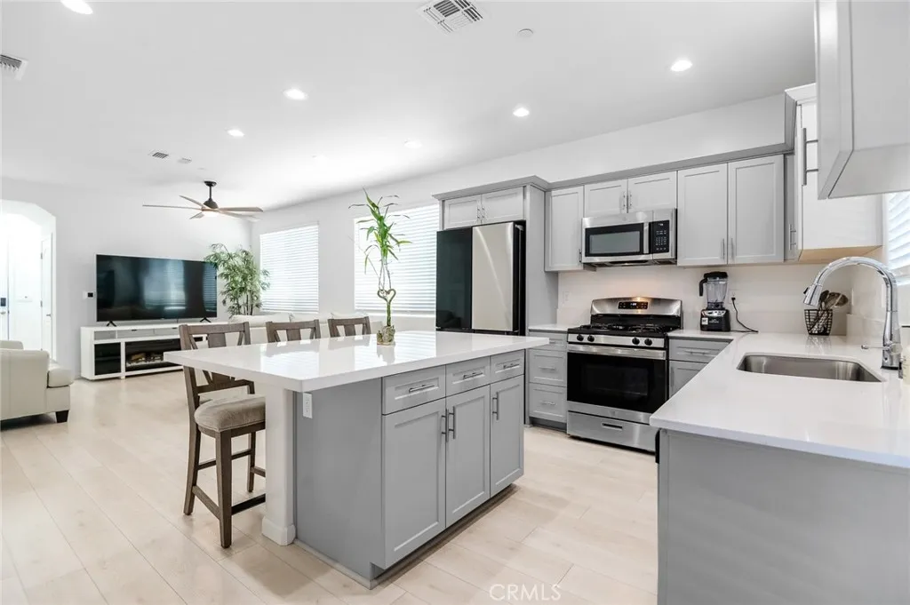 Additional image 42 of 3049 N Dudley St, Visalia, CA 93291
