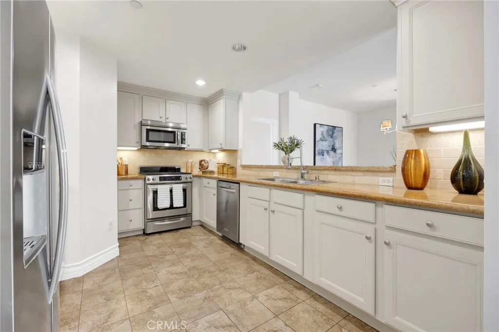 Additional image 41 of 1726 S Bentley Avenue Unit PH3, Los Angeles, CA 90025