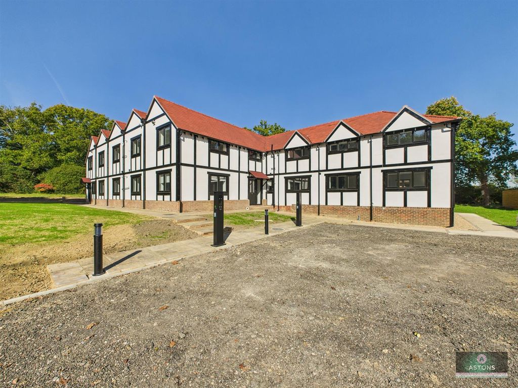 2 bed flat to rentOld Hollow, Worth, Crawley RH10