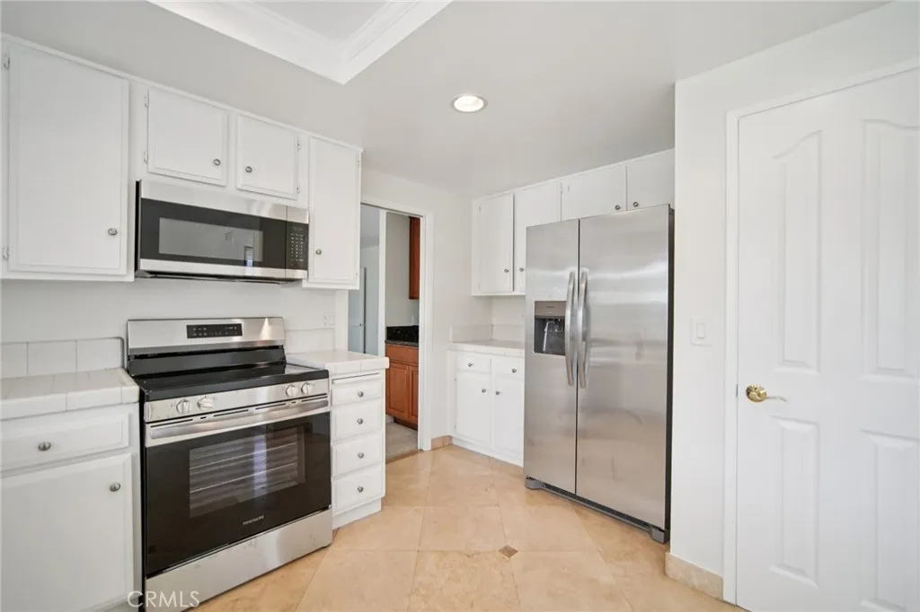 Additional image 73 of 1070 Visalia Dr, Costa Mesa, CA 92626