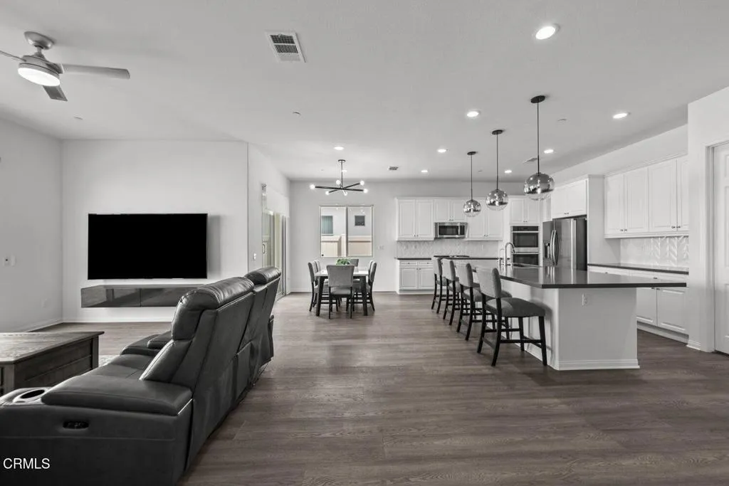 Additional image 58 of 2075 Seville Drive, Santa Paula, CA 93060