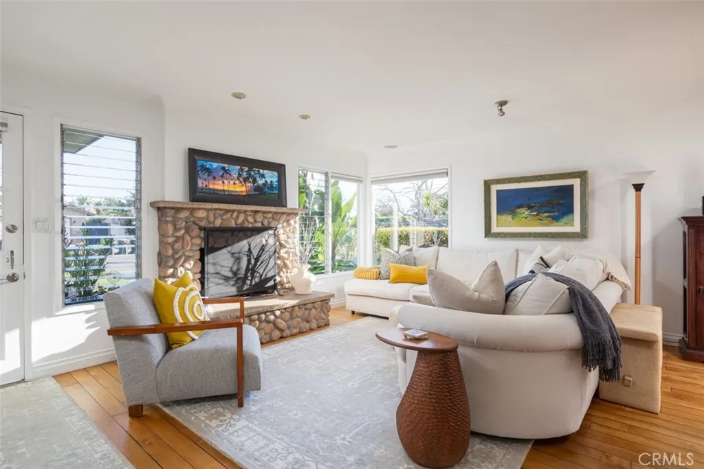 Additional image 28 of 2011 Tustin Avenue, Costa Mesa, CA 92627
