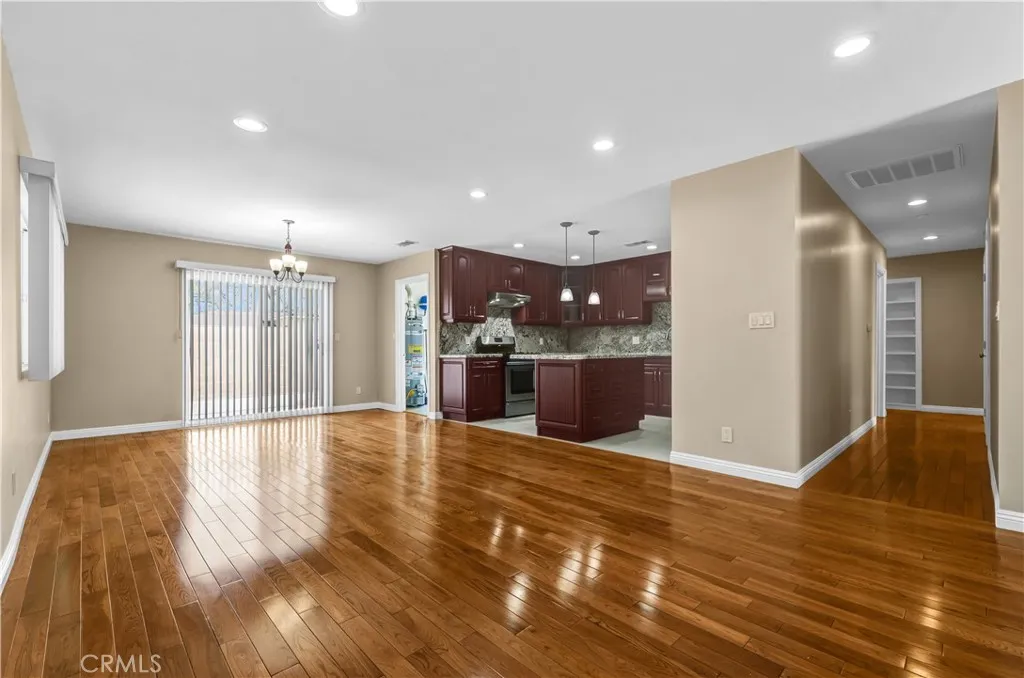 Additional image 36 of 12731 Victory Blvd, North Hollywood, CA 91606