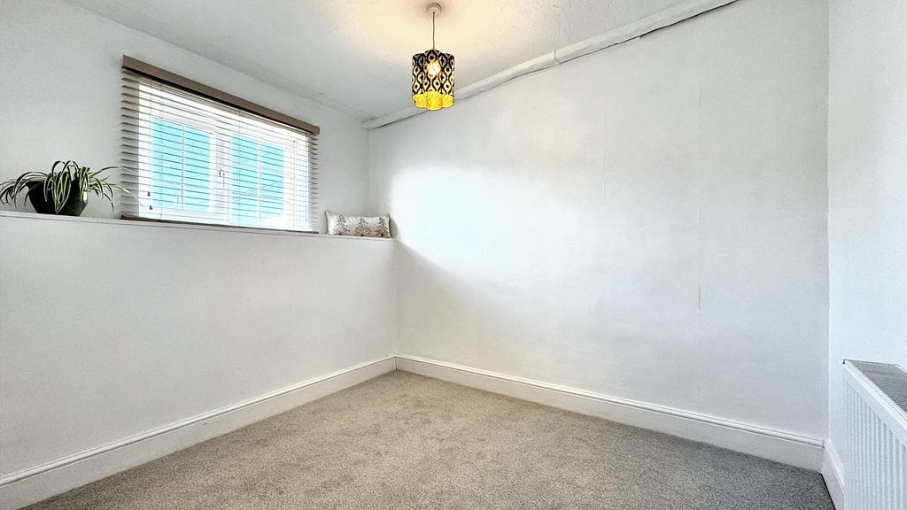Additional image 14 of 3 bed semi-detached house to rentElborough Avenue, Bristol BS49