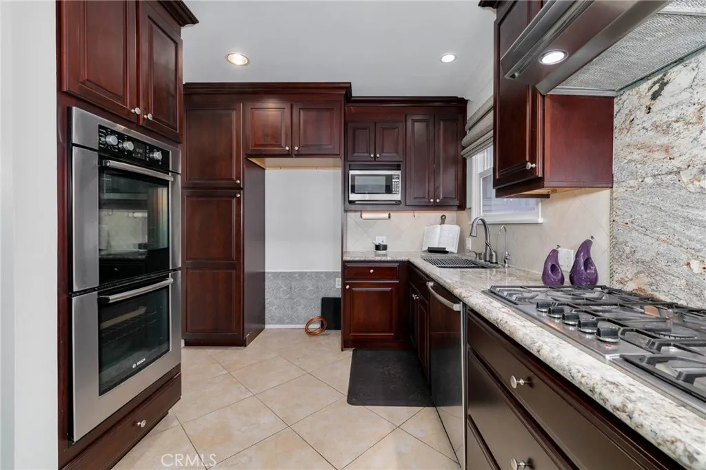 Additional image 45 of 307 11th, Azusa, CA 91702