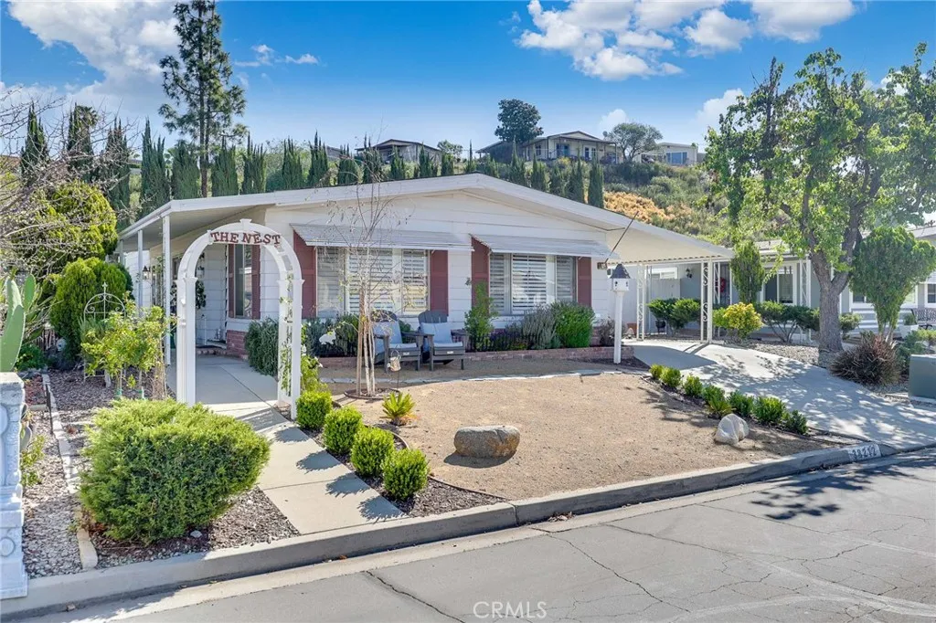 38212 Via La Colina, Murrieta, CA 92563