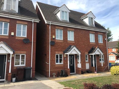 Brampton Close, Park Meadows L32