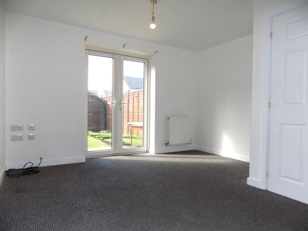 Additional image 4 of 3 bed town house to rentRegal Walk, Bridgwater TA6