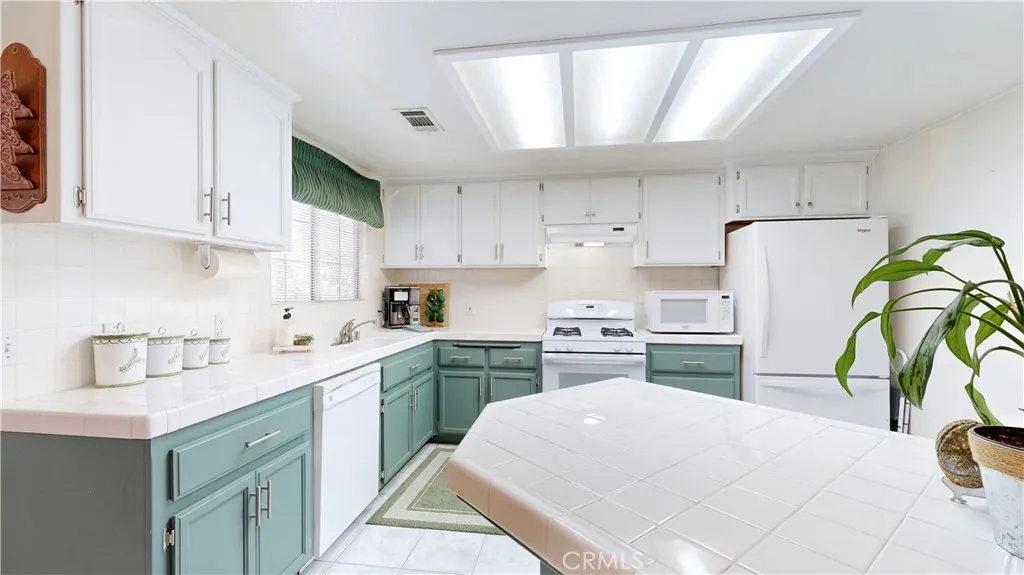 Additional image 112 of 15640 Lime St, Hesperia, CA 92345