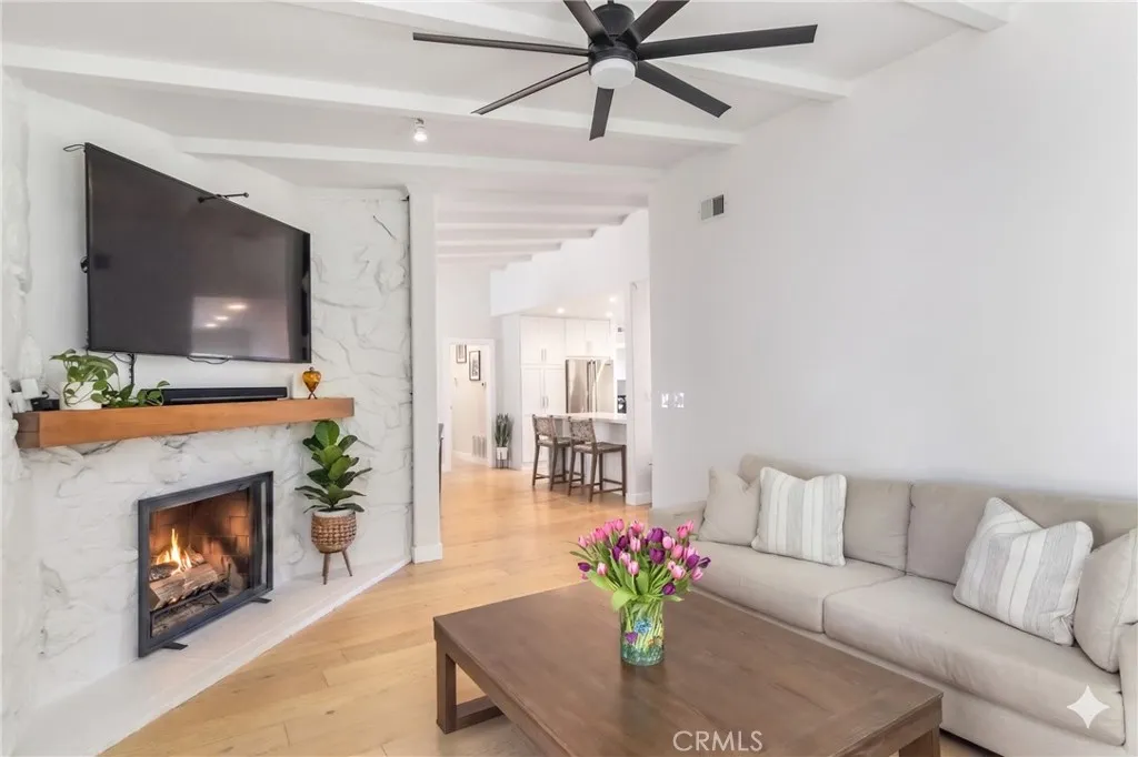 Additional image 5 of 23265 Sylvan St, Woodland Hills, CA 91367
