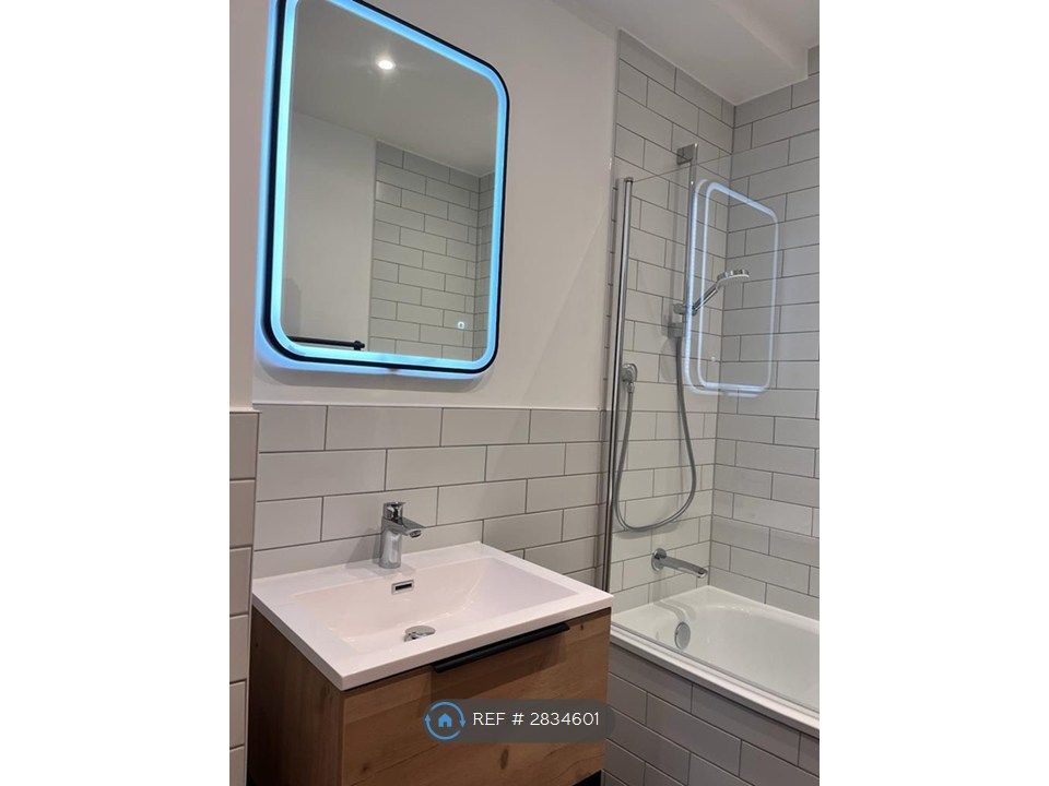 Additional image 13 of 2 bed flat to rentDallaway Gardens, East Grinstead RH19