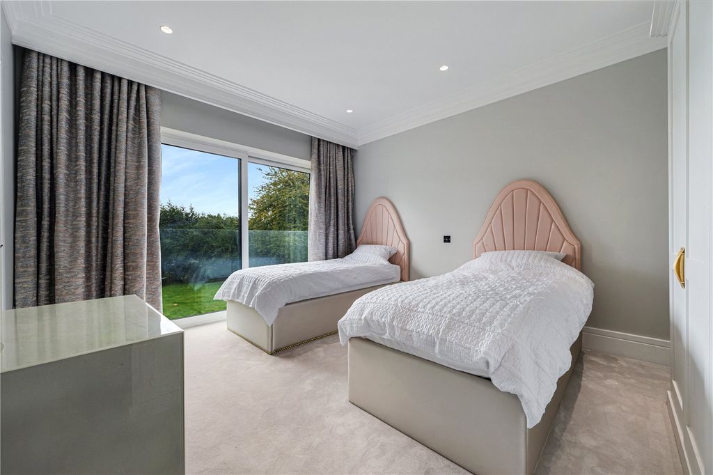 Additional image 21 of 5 bed detached house to rentBrooks Drive, Hale Barns, Altrincham WA15