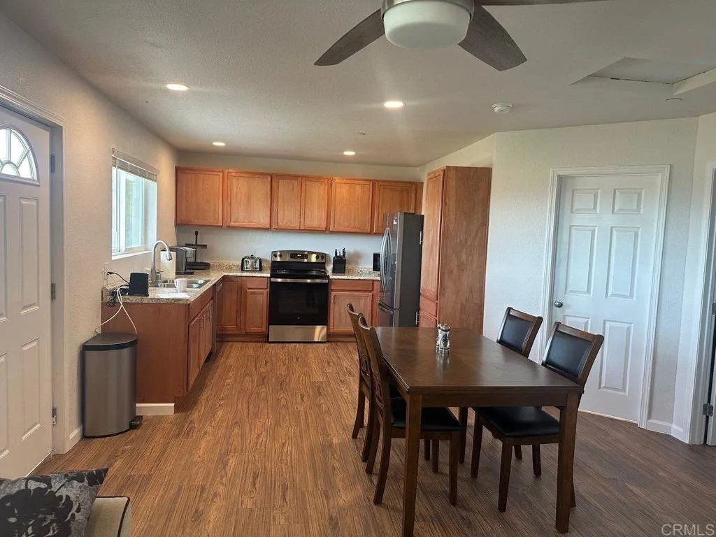 Additional image 96 of 27051 Toyon Ridge Trail, Valley Center, CA 92082