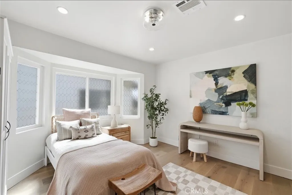 Additional image 103 of 2220 Clark Ln #B, Redondo Beach, CA 90278