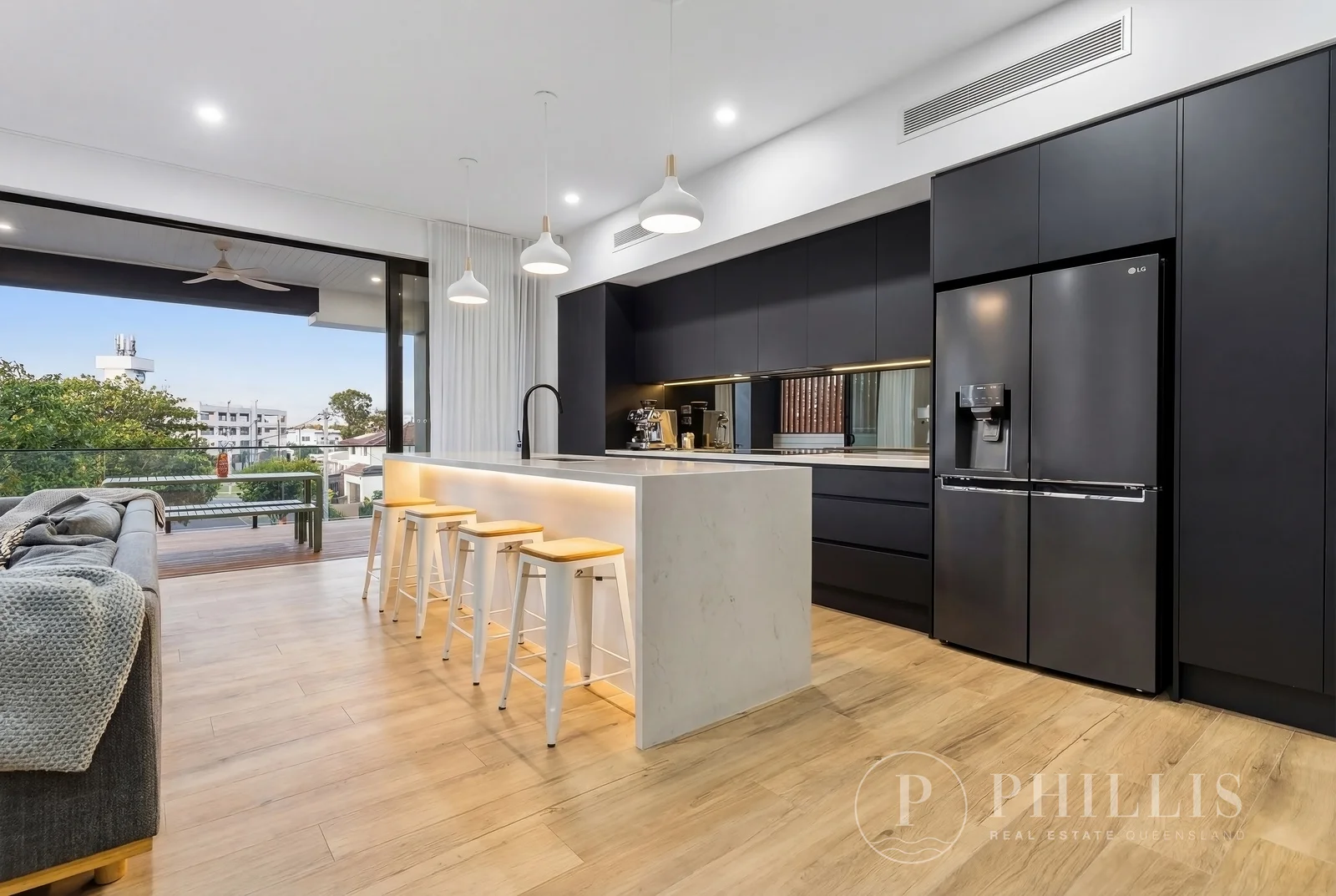 Additional image 6 of 2/8 Thelma Avenue, Biggera Waters QLD 4216