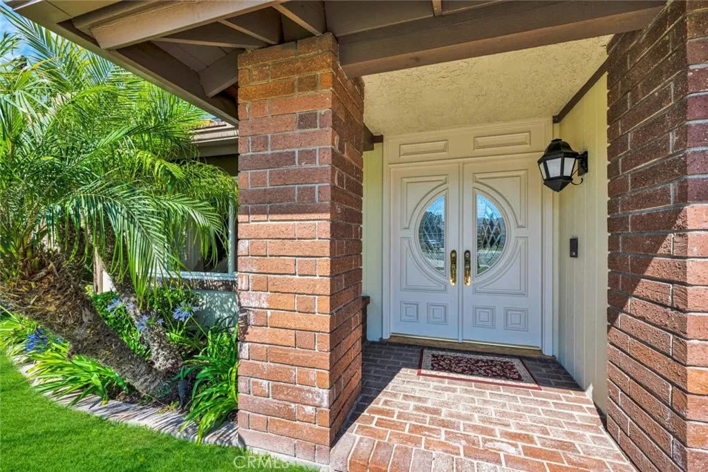 Additional image 5 of 18886 Mount Walton Circle, Fountain Valley, CA 92708