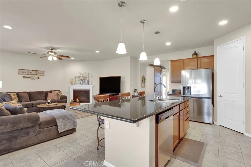 Additional image 8 of 10857 Green Valley Rd, Apple Valley, CA 92308