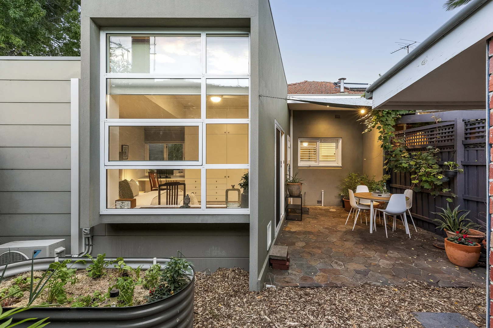 Additional image 8 of 33 Derby Crescent, Caulfield East VIC 3145