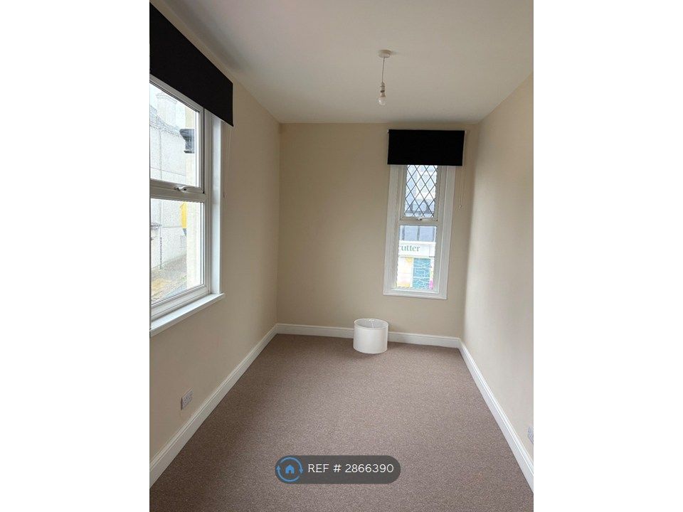 Additional image 11 of 4 bed end terrace house to rentStation Road, Plymouth PL2