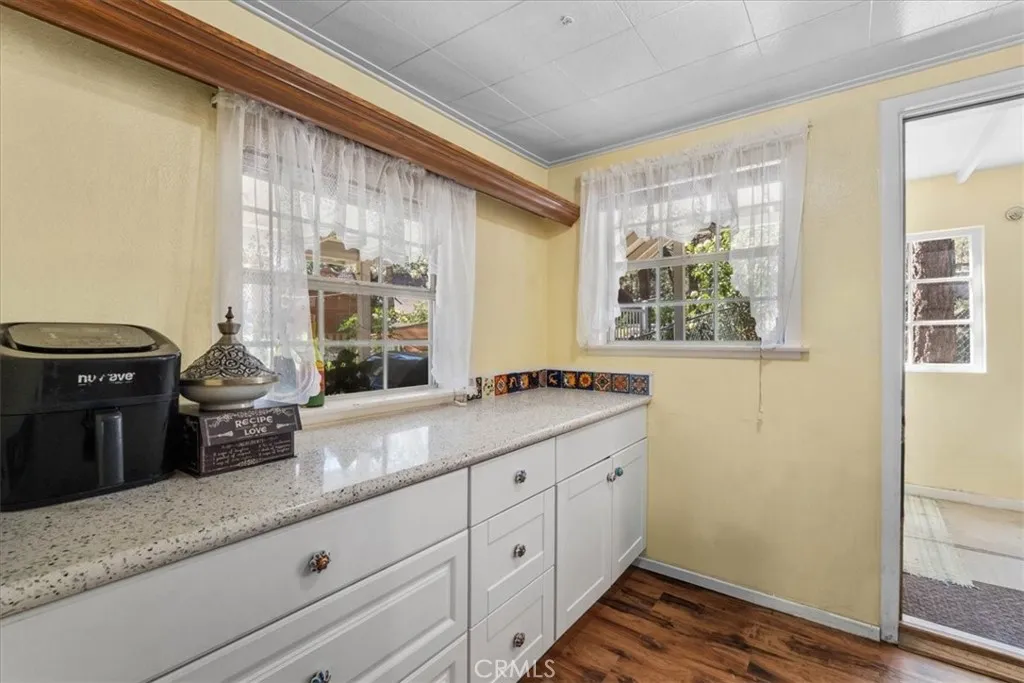 Additional image 16 of 5926 Willow St, Wrightwood, CA 92397