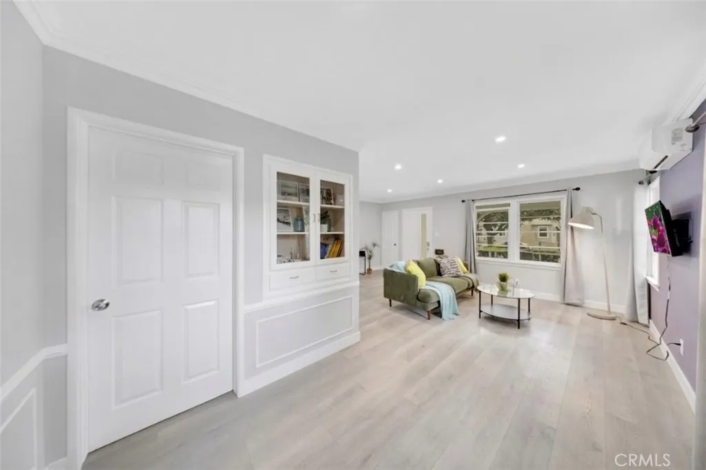 Additional image 40 of 537 28th Ave, Venice, CA 90291