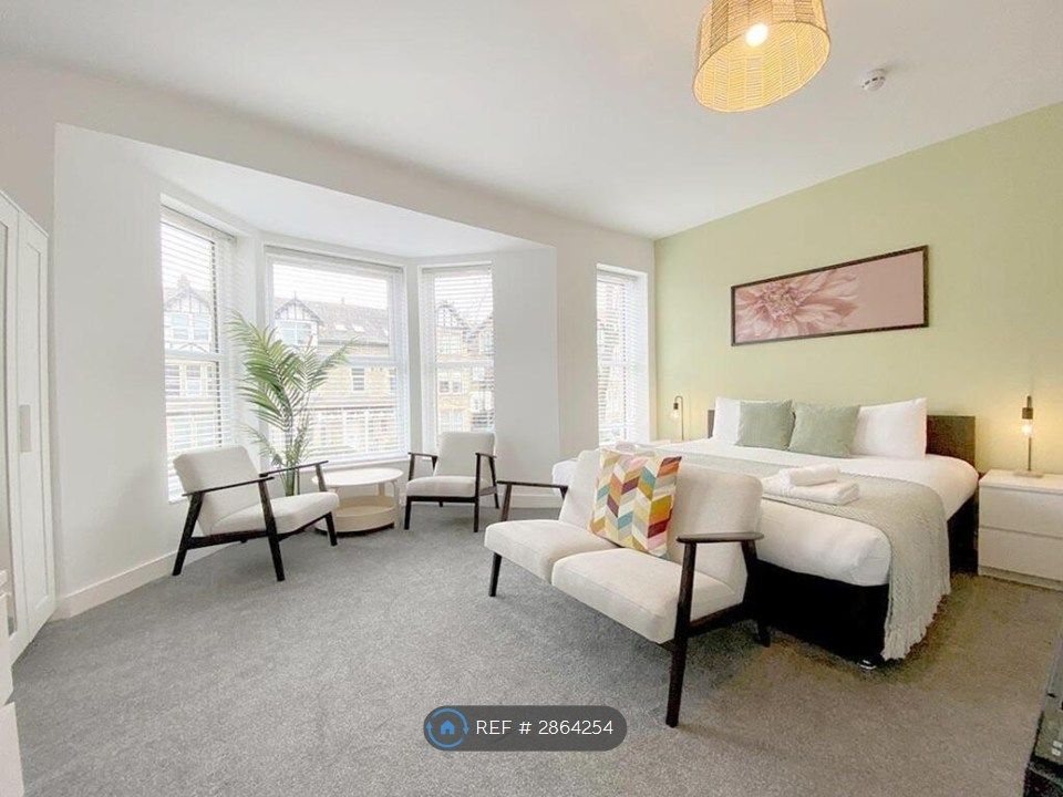 10 bed shared accommodation to rentDragon Parade, Harrogate HG1 photo 4