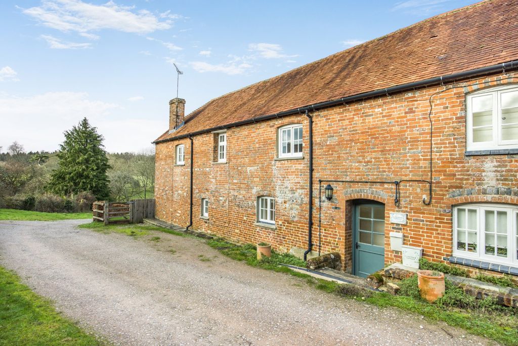 3 bed semi-detached house to rentHighclere Park, Highclere, Newbury, Berkshire RG20