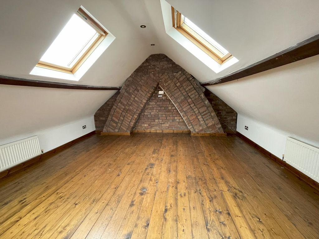 Additional image 5 of 3 bed maisonette to rentPark Avenue, Porthcawl CF36